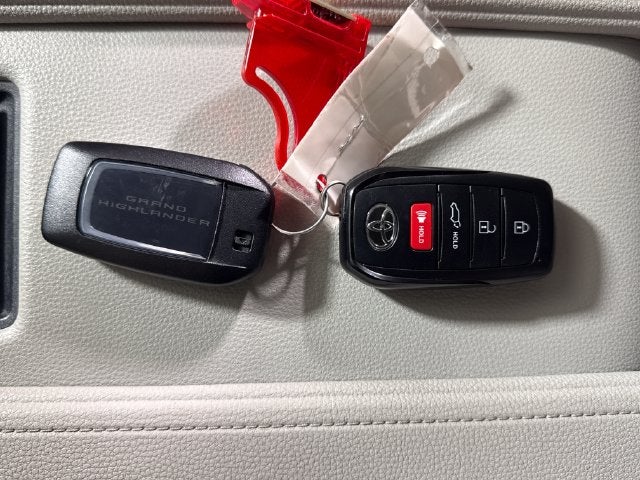 2025 Toyota Grand Highlander Limited
