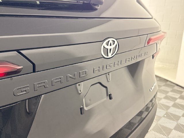 2026 Toyota Grand Highlander Hybrid MAX Limited