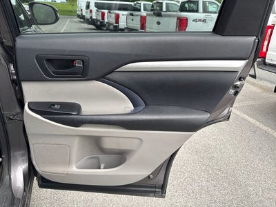2015 Toyota Highlander LE Plus V6