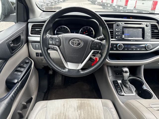 2015 Toyota Highlander LE Plus V6