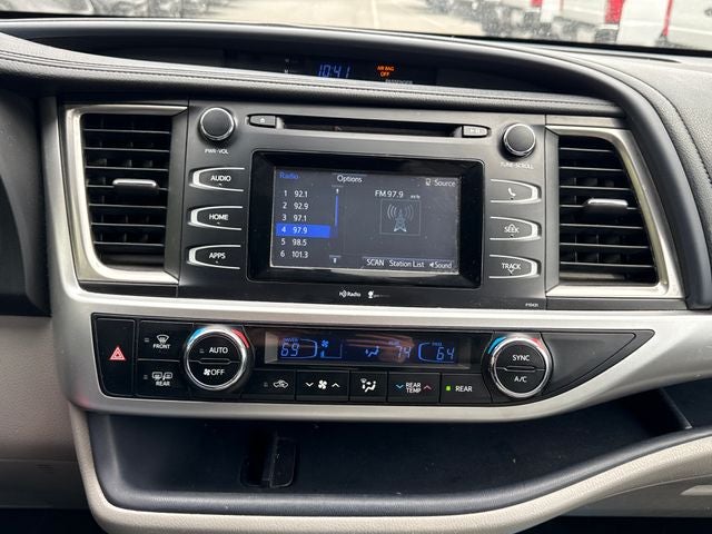 2015 Toyota Highlander LE Plus V6