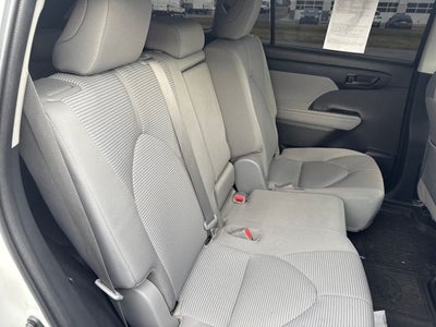 2021 Toyota Highlander LE