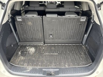 2021 Toyota Highlander LE