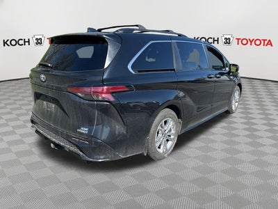 2023 Toyota Sienna XSE 7 Passenger