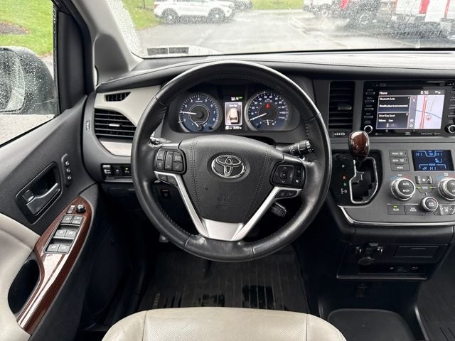 2019 Toyota Sienna Limited Premium 7 Passenger