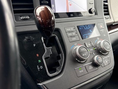 2019 Toyota Sienna Limited Premium 7 Passenger