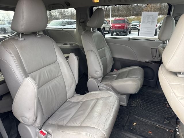 2017 Toyota Sienna XLE Premium 7 Passenger