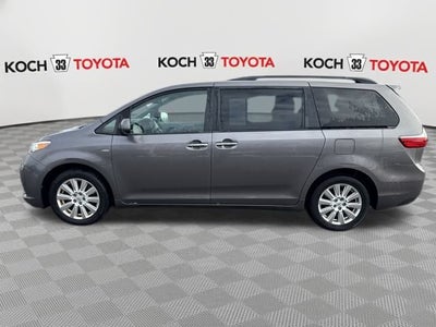 2017 Toyota Sienna XLE Premium 7 Passenger