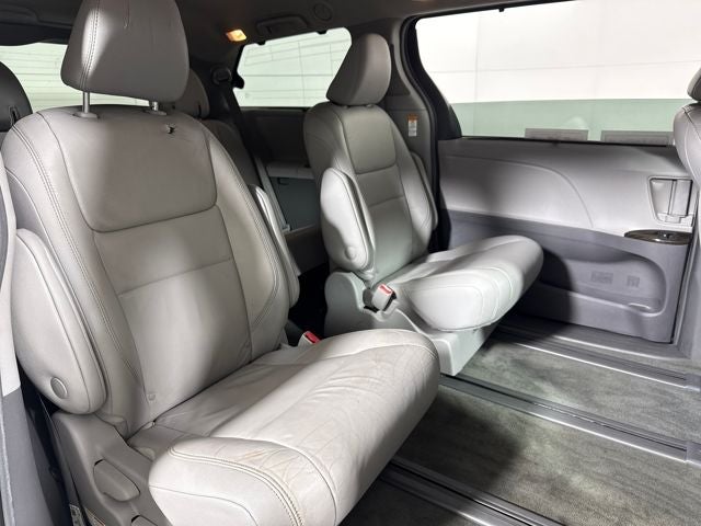 2018 Toyota Sienna XLE 7 Passenger