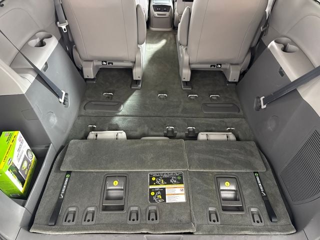 2018 Toyota Sienna XLE 7 Passenger