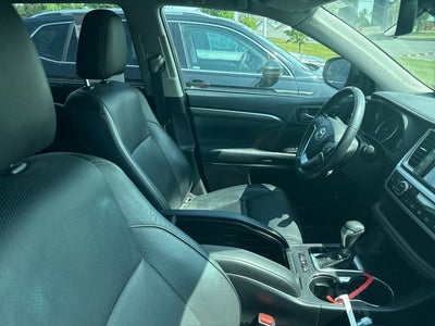 2019 Toyota Highlander Limited Platinum
