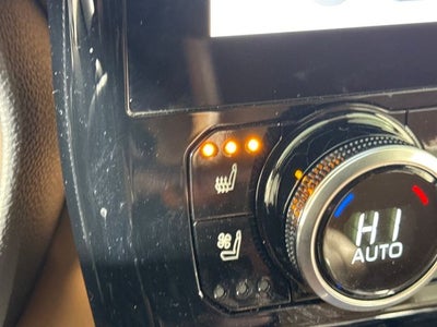 2023 Toyota Highlander Hybrid Platinum