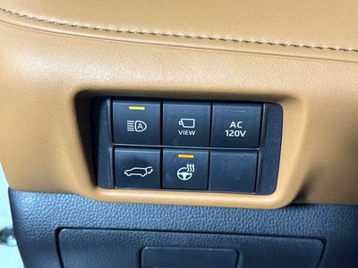 2023 Toyota Highlander Hybrid Platinum