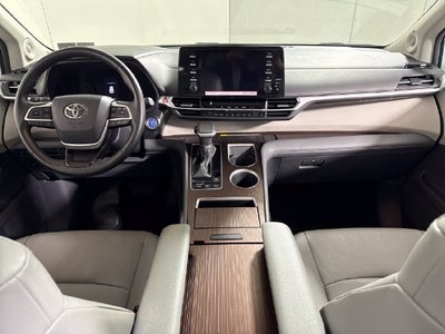 2024 Toyota Sienna XLE 7 Passenger