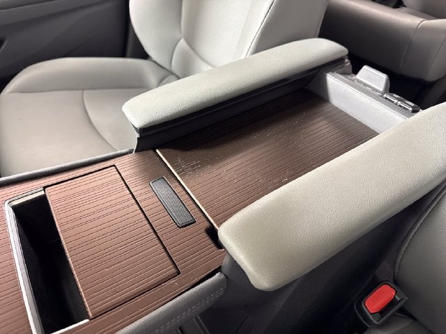 2024 Toyota Sienna XLE 7 Passenger