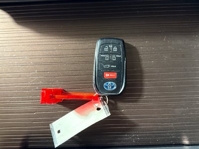2024 Toyota Sienna XLE 7 Passenger