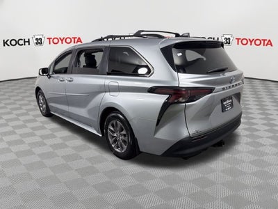 2024 Toyota Sienna XLE 7 Passenger