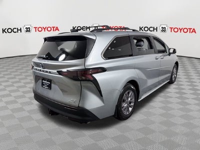 2024 Toyota Sienna XLE 7 Passenger