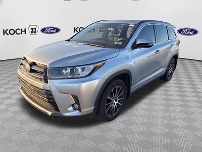 2017 Toyota Highlander SE