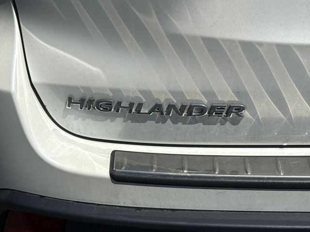 2019 Toyota Highlander SE