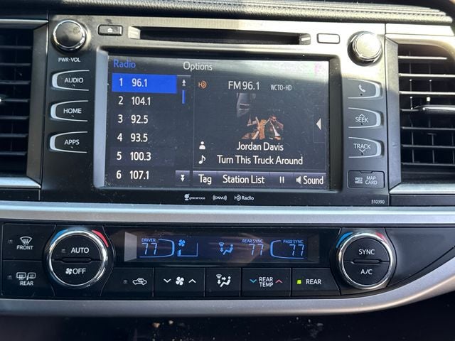 2019 Toyota Highlander SE