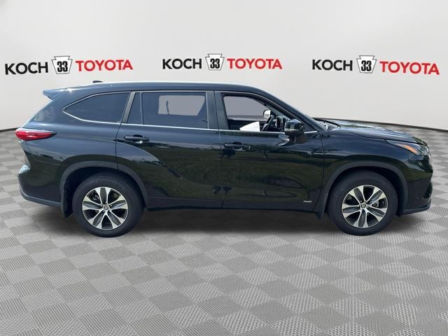 2023 Toyota Highlander Hybrid XLE