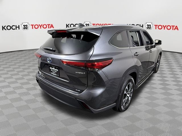 2023 Toyota Highlander Hybrid XLE