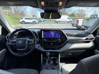 2023 Toyota Highlander XLE