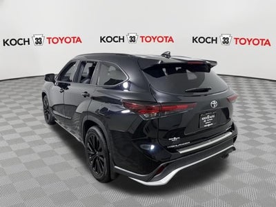 2025 Toyota Highlander XSE