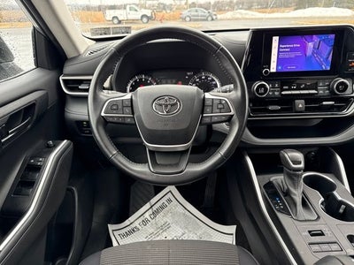2023 Toyota Highlander LE