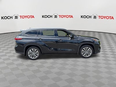 2023 Toyota Highlander Platinum