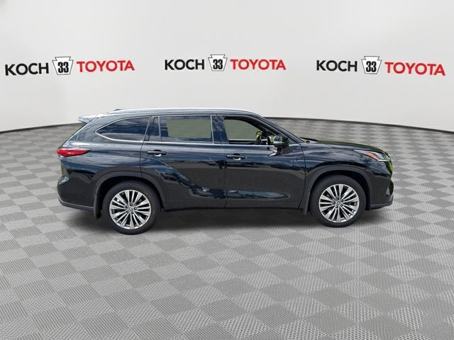 2023 Toyota Highlander Platinum
