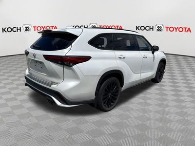 2023 Toyota Highlander XSE