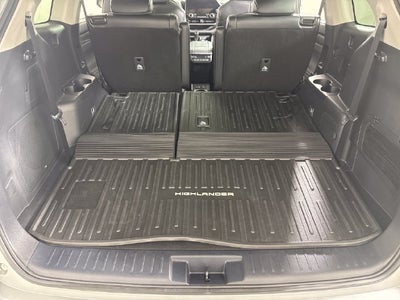 2023 Toyota Highlander Platinum