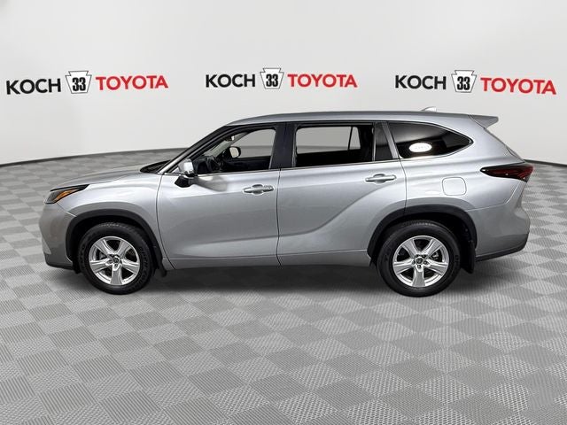 2024 Toyota Highlander LE