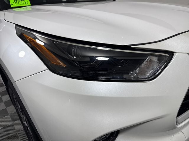 2025 Toyota Highlander XLE