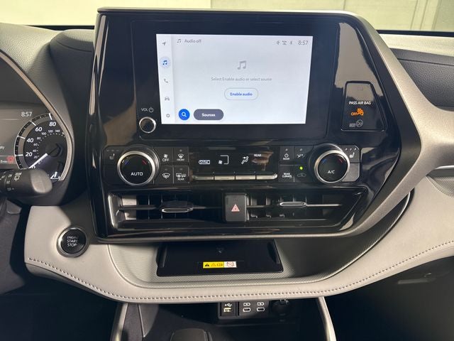 2025 Toyota Highlander XLE
