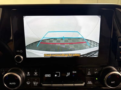 2025 Toyota Highlander XLE