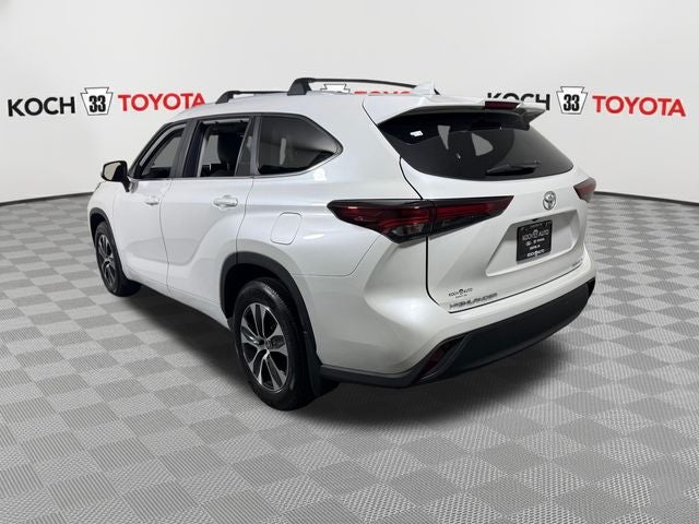 2025 Toyota Highlander XLE