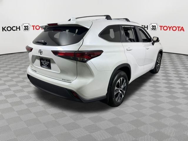2025 Toyota Highlander XLE