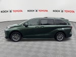 2022 Toyota Sienna LE 8 Passenger