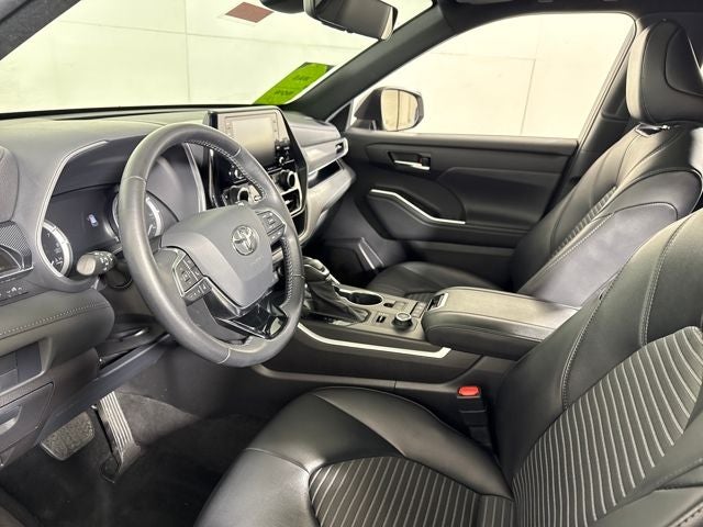 2021 Toyota Highlander XSE