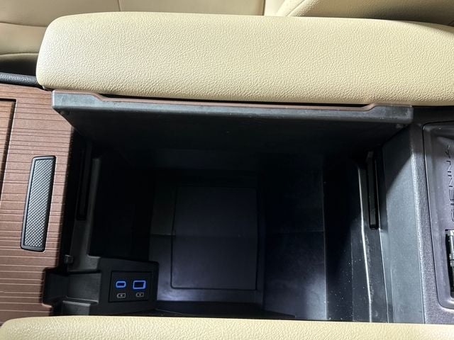 2022 Toyota Sienna XLE 7 Passenger