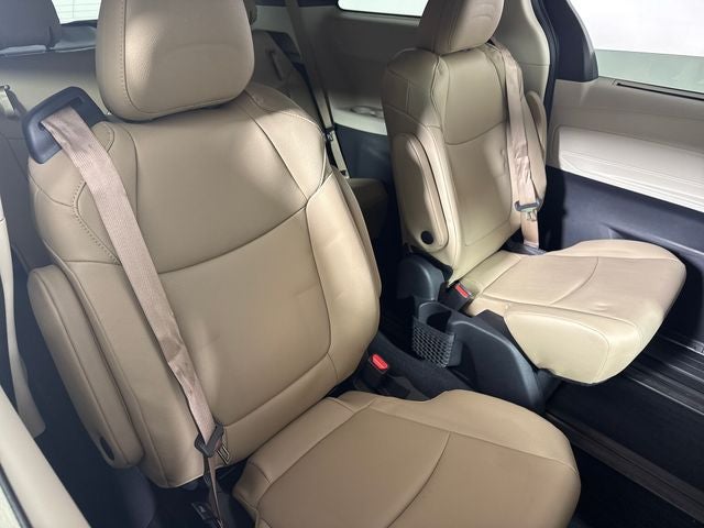 2023 Toyota Sienna XLE 7 Passenger