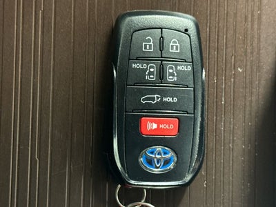 2023 Toyota Sienna XLE 7 Passenger