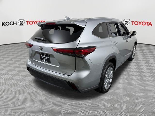 2022 Toyota Highlander Limited