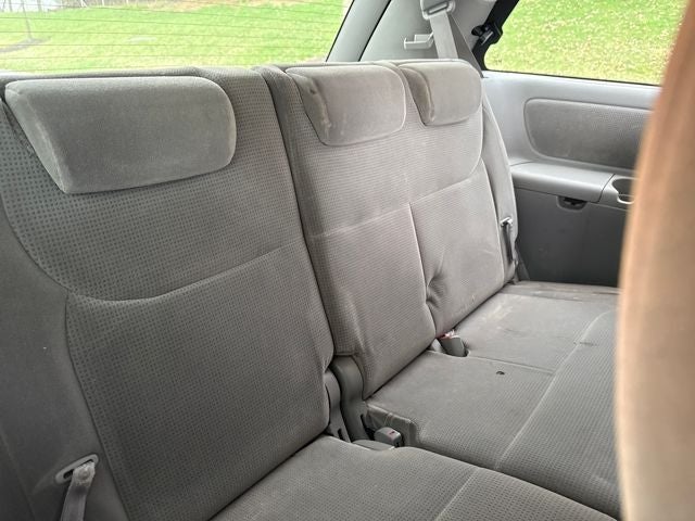 2004 Toyota Sienna LE