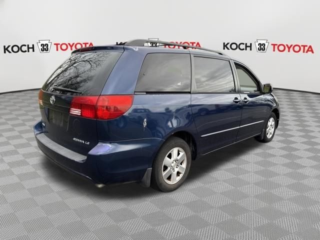 2004 Toyota Sienna LE