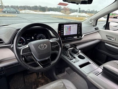 2021 Toyota Sienna Limited 7 Passenger