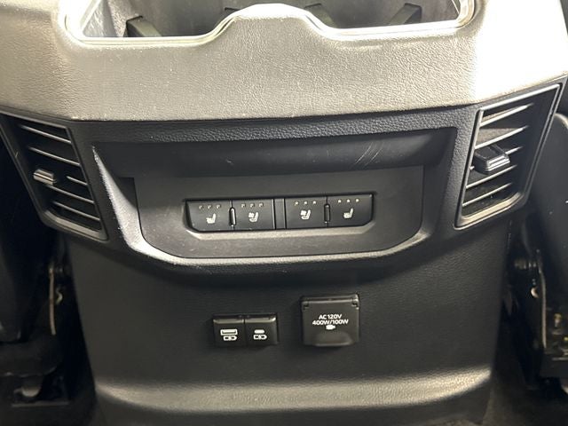 2023 Toyota Tundra Hybrid Platinum
